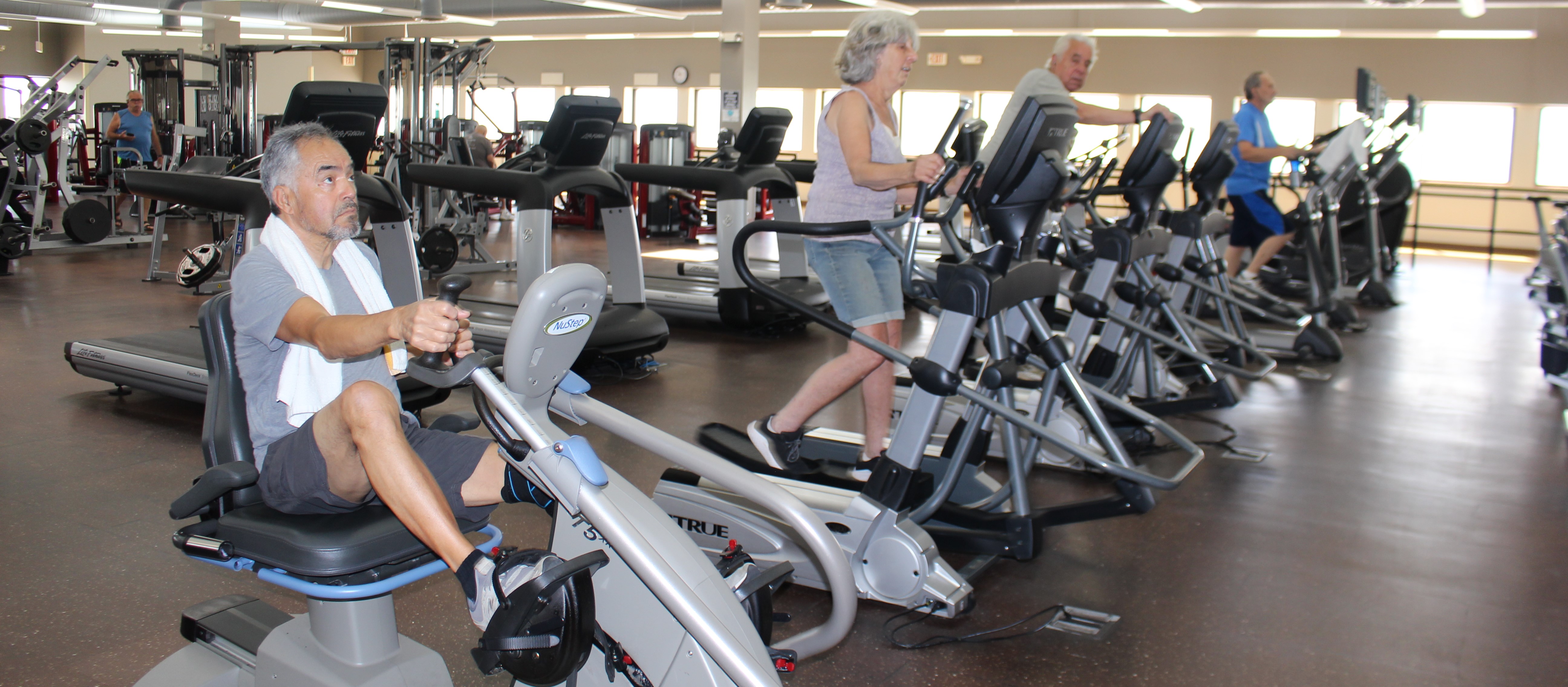 Club Fitness – Addison Park District